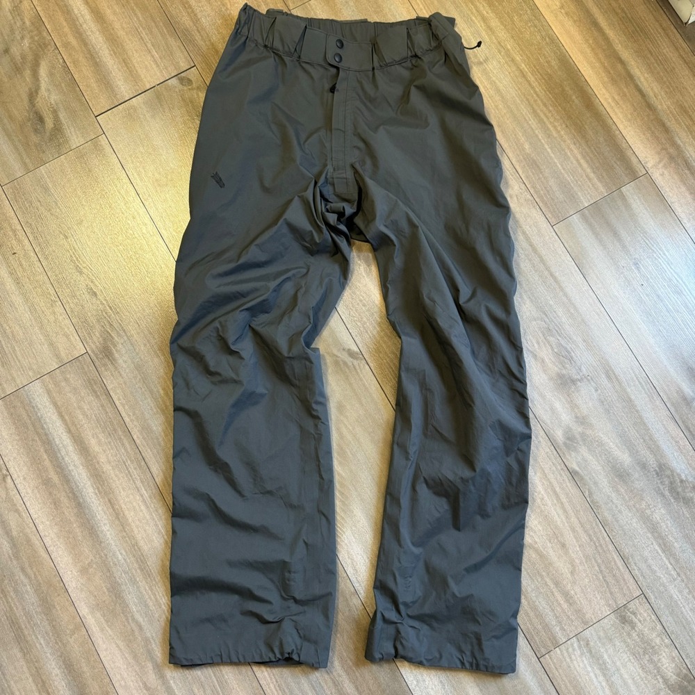 Patagonia Lost Arrow Vapor‎ Fuse Pant Mens Medium Gray Waterproof Rain Shell USA